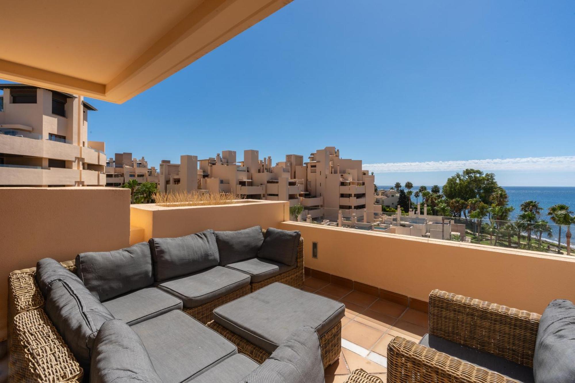 Bahia Boutique Apartments Estepona Luaran gambar