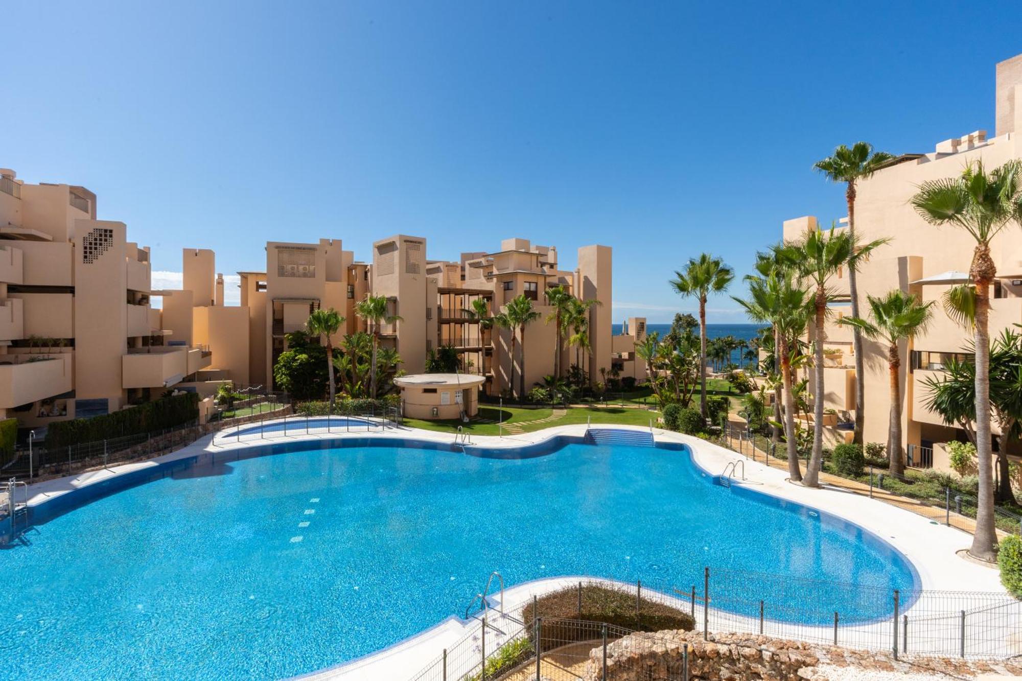 Bahia Boutique Apartments Estepona Luaran gambar